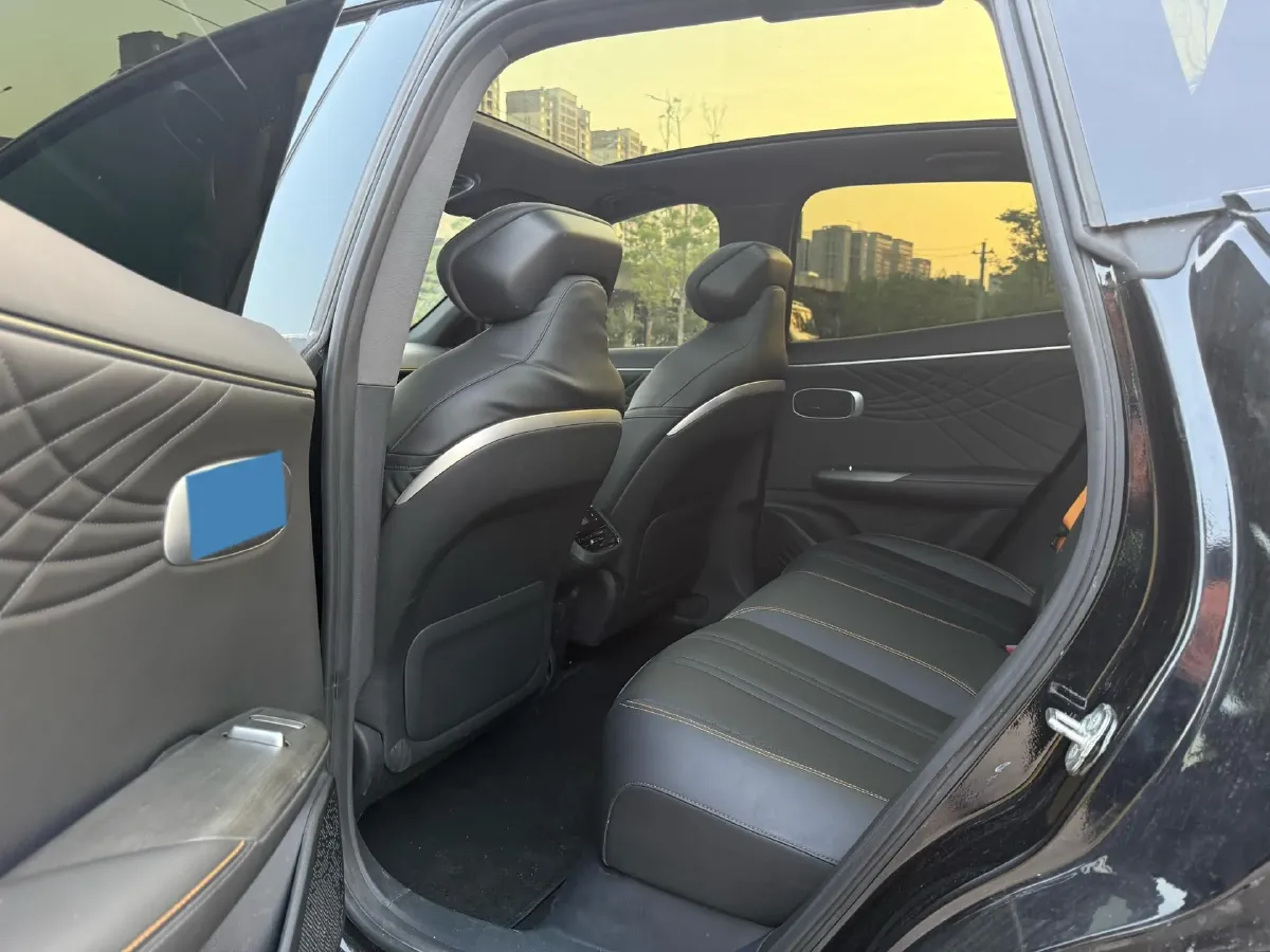 2025 Deepal S07 REEV 98HP REEV 31.73KWH,autocango,china used car exporter,china ev exporter,chinese used car exporter,chinese used ev exporter