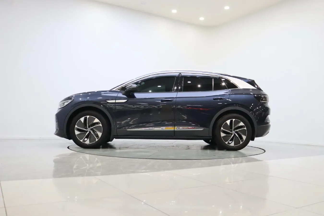 2024 Volkswagen ID.4 Crozz BEV 84.8KWH,autocango,china used car exporter,china ev exporter,chinese used car exporter,chinese used ev exporter