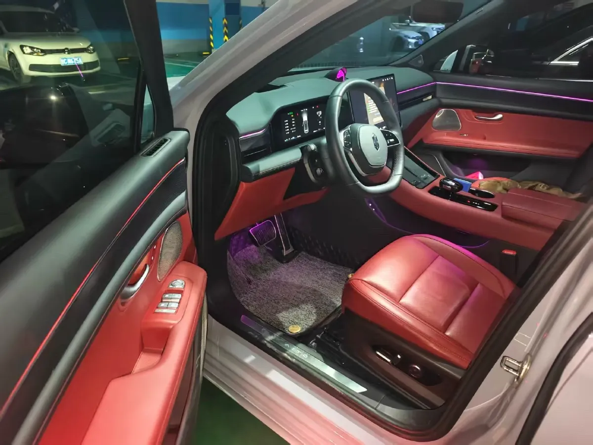 2024 HIMA AITO M5 1.5T 152HP L4 REEV 42KWH,autocango,china used car exporter,china ev exporter,chinese used car exporter,chinese used ev exporter