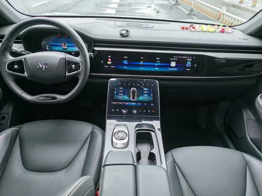 2021 ARCFOX αT BEV 94.5KWH,autocango,china used car exporter,china ev exporter,chinese used car exporter,chinese used ev exporter