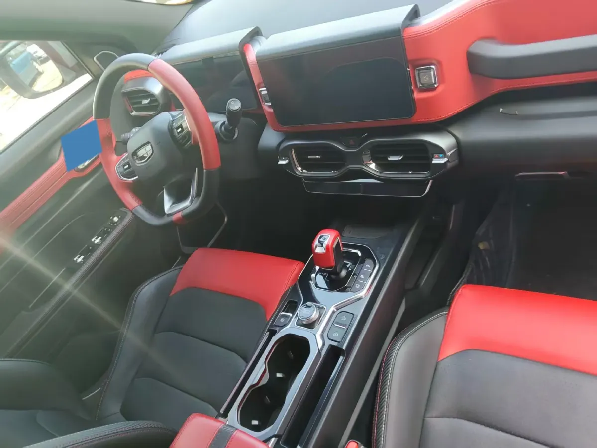 2020 Geely ICON 1.5T 177HP L3 7DCT,autocango,china used car exporter,china ev exporter,chinese used car exporter,chinese used ev exporter