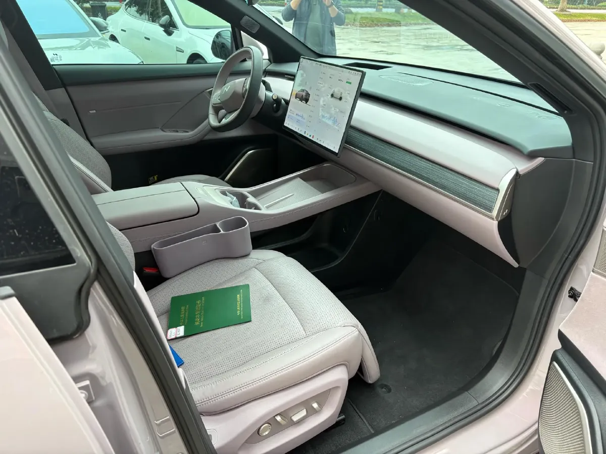 2024 ONVO L60 BEV 60KWH,autocango,china used car exporter,china ev exporter,chinese used car exporter,chinese used ev exporter