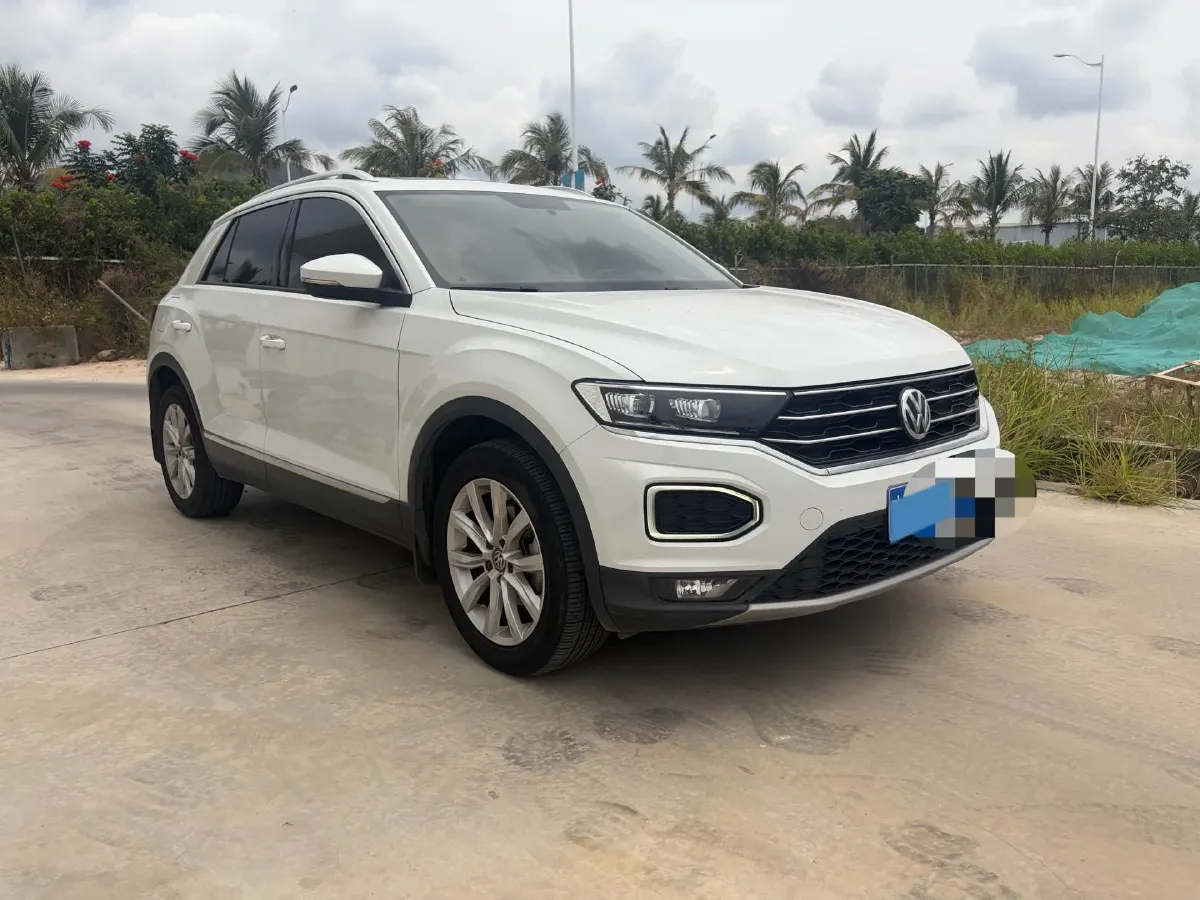 2019 Volkswagen T-Roc 1.4T 131HP L4 7DCT,autocango,china used car exporter,china ev exporter,chinese used car exporter,chinese used ev exporter