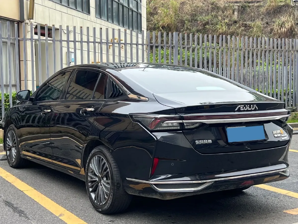 2021 DongFeng Aeolus YiXuan MAX 1.5T 190HP L4 7DCT,autocango,china used car exporter,china ev exporter,chinese used car exporter,chinese used ev exporter