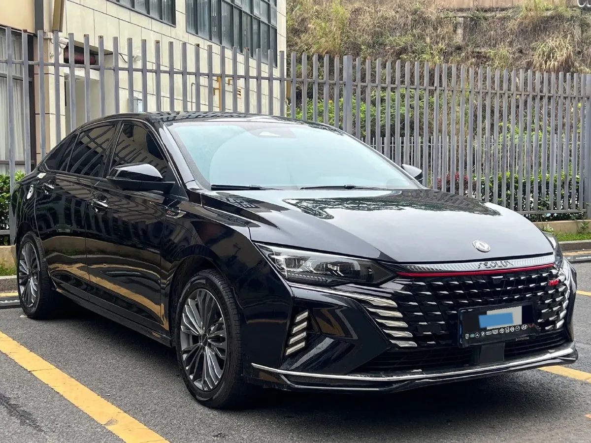 2021 DongFeng Aeolus YiXuan MAX 1.5T 190HP L4 7DCT,autocango,china used car exporter,china ev exporter,chinese used car exporter,chinese used ev exporter