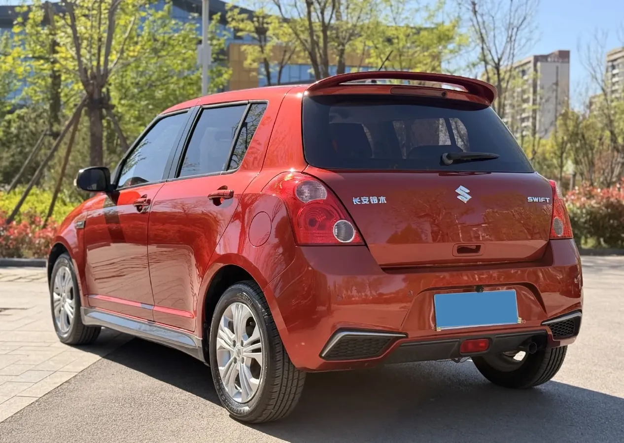 2015 LiFan 720 1.8L 133HP L4 CVT,autocango,china used car exporter,china ev exporter,chinese used car exporter,chinese used ev exporter