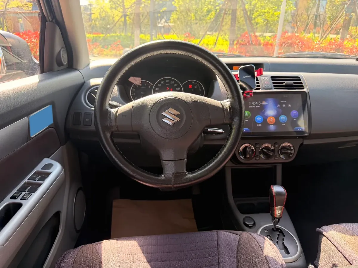 2015 LiFan 720 1.8L 133HP L4 CVT,autocango,china used car exporter,china ev exporter,chinese used car exporter,chinese used ev exporter