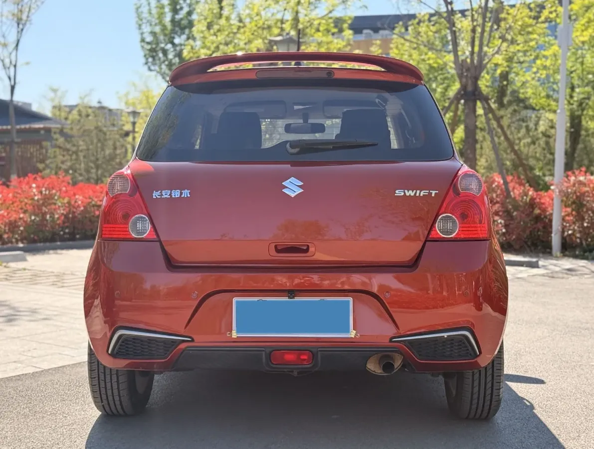 2015 LiFan 720 1.8L 133HP L4 CVT,autocango,china used car exporter,china ev exporter,chinese used car exporter,chinese used ev exporter