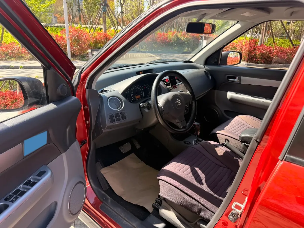 2015 LiFan 720 1.8L 133HP L4 CVT,autocango,china used car exporter,china ev exporter,chinese used car exporter,chinese used ev exporter