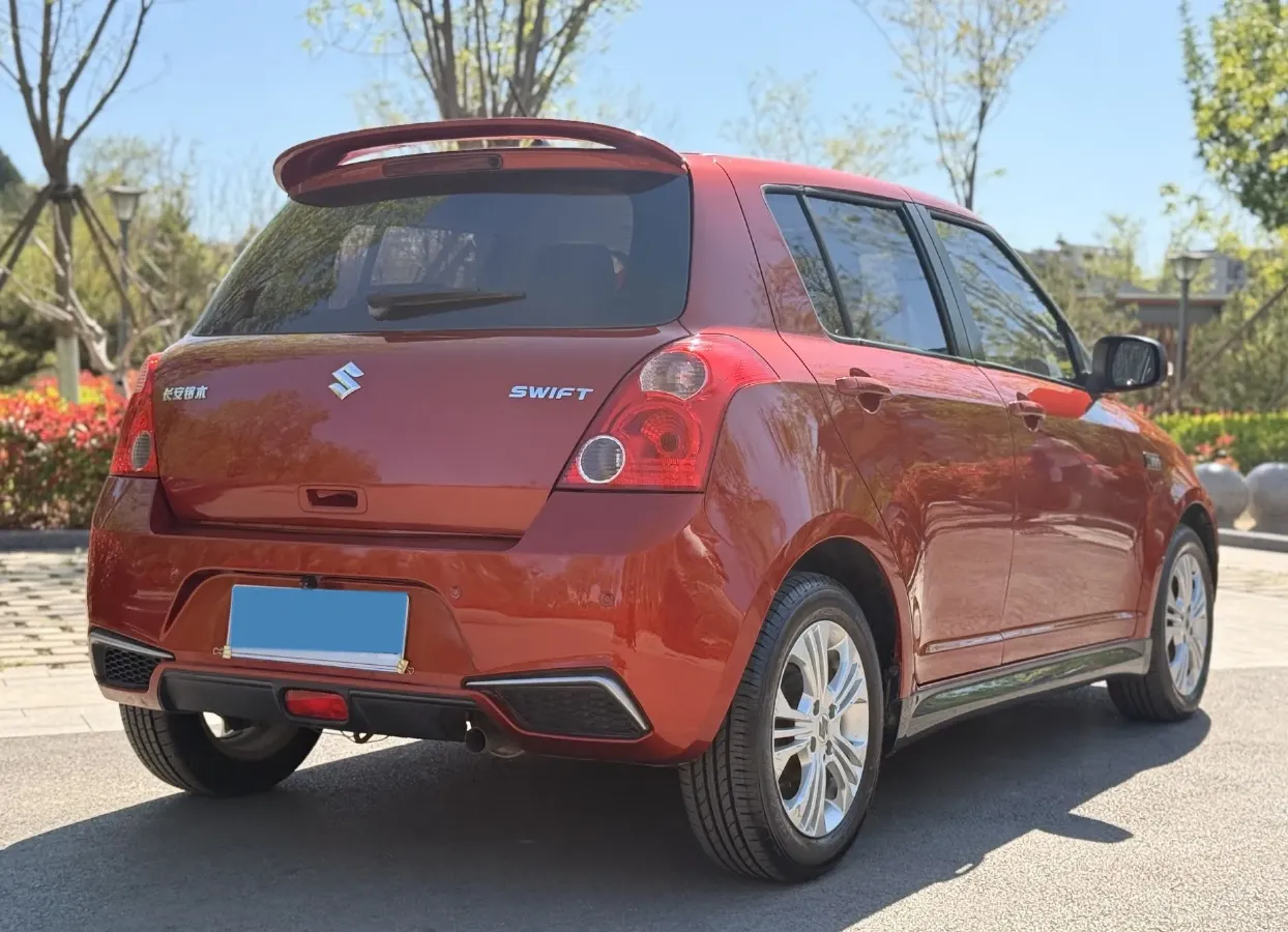 2015 LiFan 720 1.8L 133HP L4 CVT,autocango,china used car exporter,china ev exporter,chinese used car exporter,chinese used ev exporter