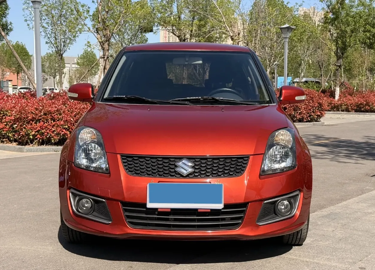 2015 LiFan 720 1.8L 133HP L4 CVT,autocango,china used car exporter,china ev exporter,chinese used car exporter,chinese used ev exporter