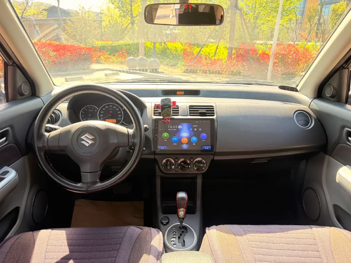 2015 LiFan 720 1.8L 133HP L4 CVT,autocango,china used car exporter,china ev exporter,chinese used car exporter,chinese used ev exporter