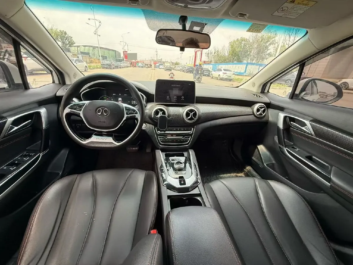 2018 BeiJing Auto EU5 BEV 53.66KWH,autocango,china used car exporter,china ev exporter,chinese used car exporter,chinese used ev exporter