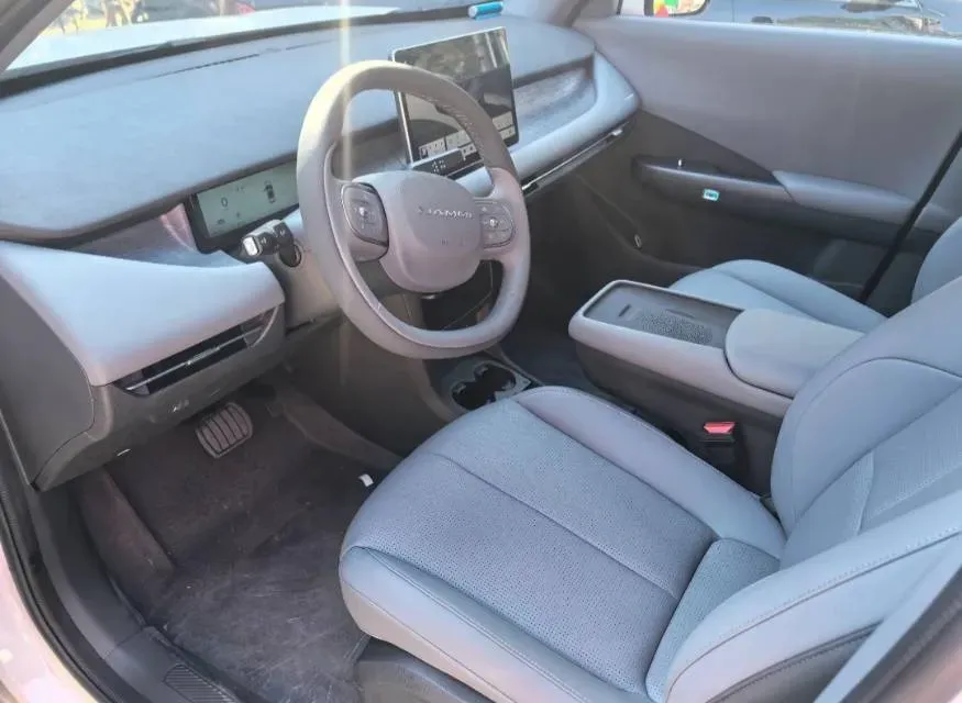 2025 DongFeng Nammi 06 BEV,autocango,china used car exporter,china ev exporter,chinese used car exporter,chinese used ev exporter