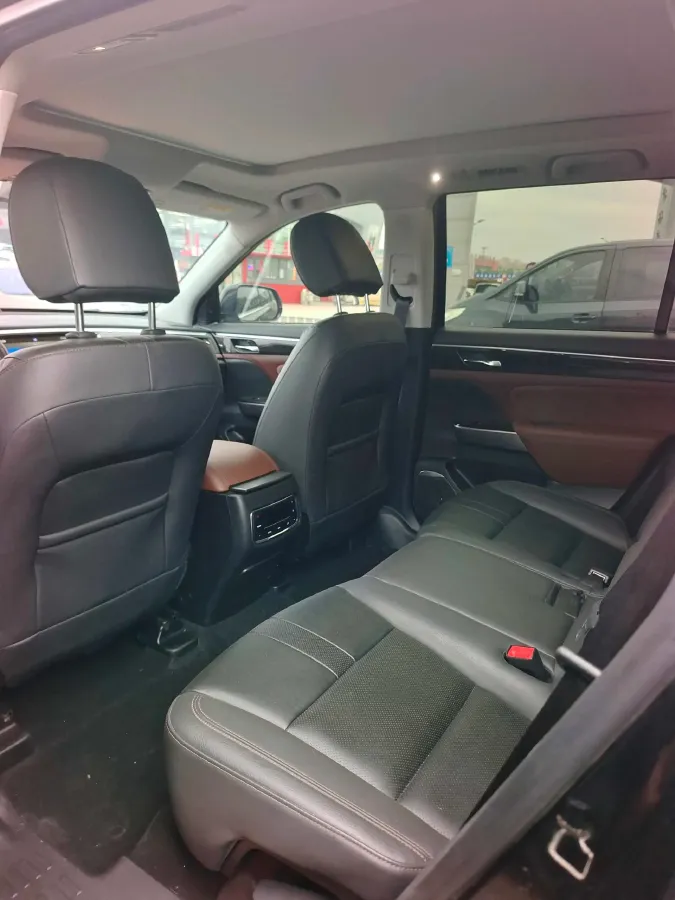 2017 GAC Trumpchi GS8 2.0T 201HP L4 6AT,autocango,china used car exporter,china ev exporter,chinese used car exporter,chinese used ev exporter