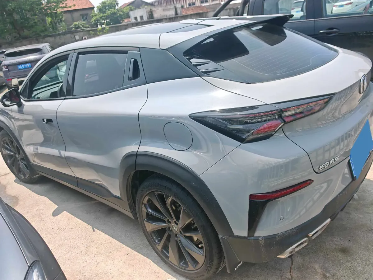 2020 ChangAn UNI-T 1.5T 180HP L4 7DCT,autocango,china used car exporter,china ev exporter,chinese used car exporter,chinese used ev exporter