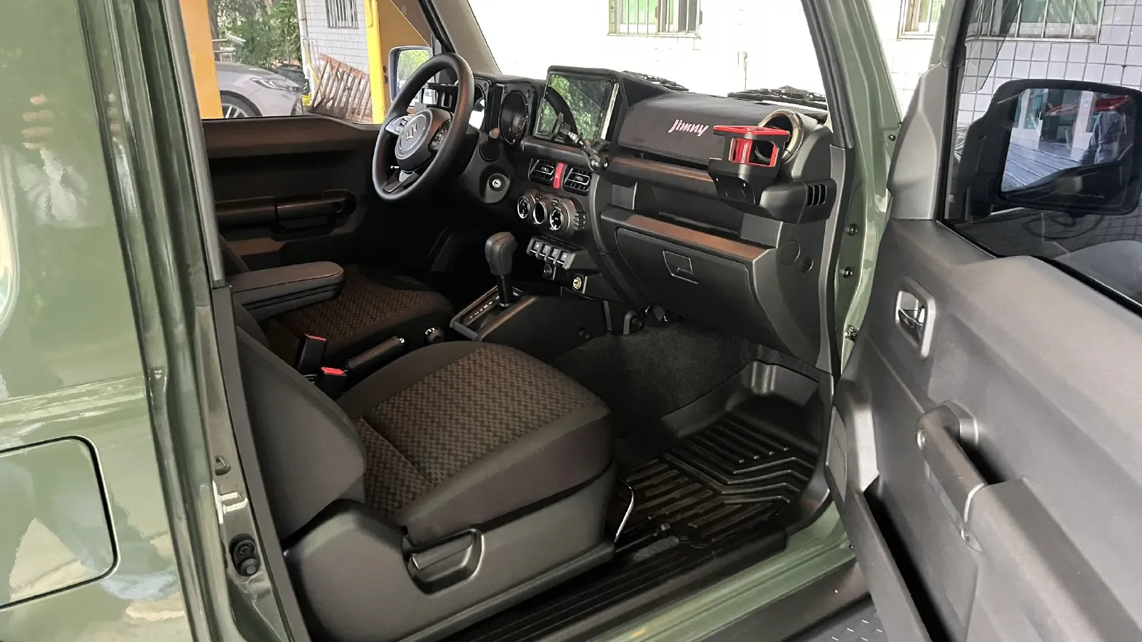 2019 Infiniti Q60 2.0T 211HP L4 7AT,autocango,china used car exporter,china ev exporter,chinese used car exporter,chinese used ev exporter