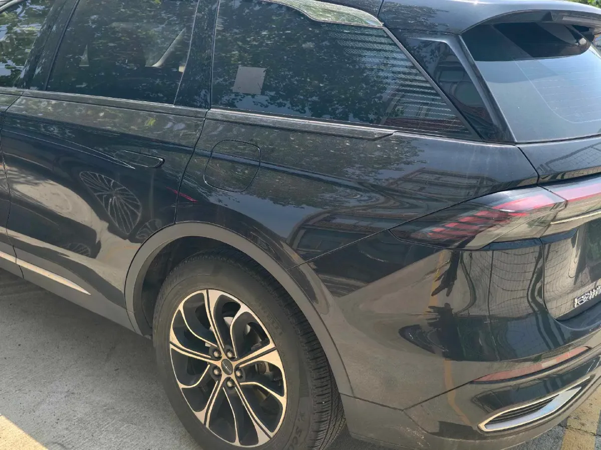 2025 Lincoln Nautilus 2.0T 261HP L4 8AT,autocango,china used car exporter,china ev exporter,chinese used car exporter,chinese used ev exporter