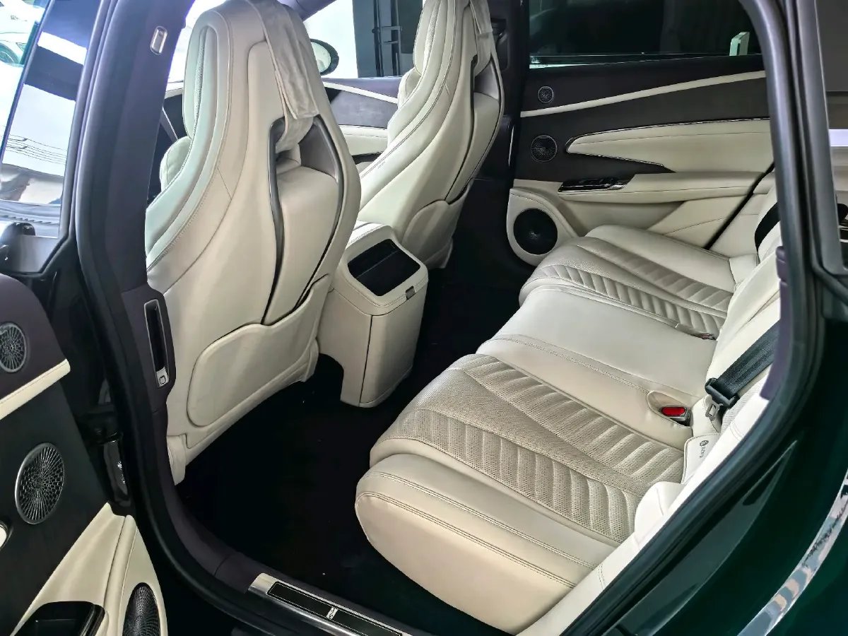 2025 YangWang U7 2.0T 245HP H4 E-CVT PHEV 52.4KWH,autocango,china used car exporter,china ev exporter,chinese used car exporter,chinese used ev exporter