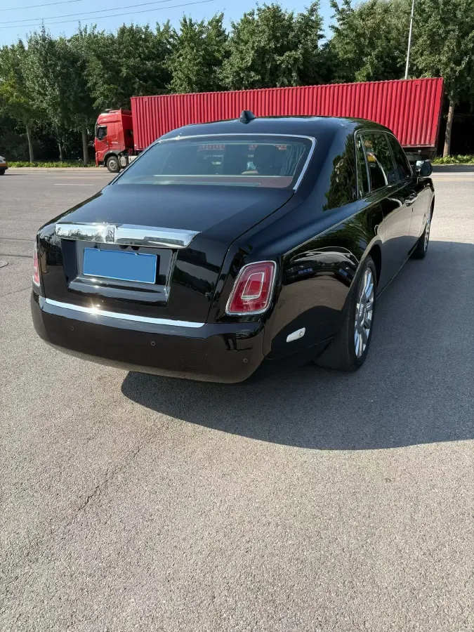 2018 Rolls-Royce Phantom 6.7T 571HP V12 8AT,autocango,china used car exporter,china ev exporter,chinese used car exporter,chinese used ev exporter
