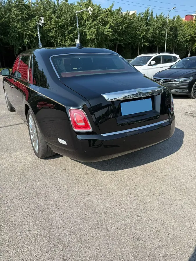 2018 Rolls-Royce Phantom 6.7T 571HP V12 8AT,autocango,china used car exporter,china ev exporter,chinese used car exporter,chinese used ev exporter