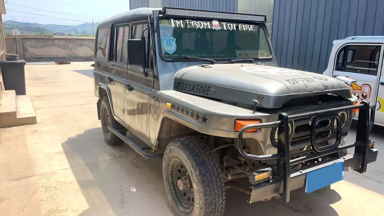 2016 BAW Battle Flag 2.0L 102HP L4 5MT,autocango,china used car exporter,china ev exporter,chinese used car exporter,chinese used ev exporter