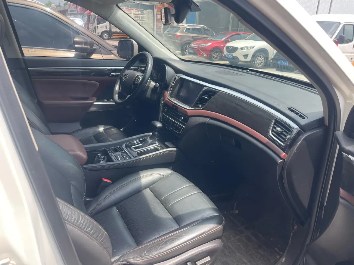 2017 GAC Trumpchi GS8 2.0T 201HP L4 6AT,autocango,china used car exporter,china ev exporter,chinese used car exporter,chinese used ev exporter