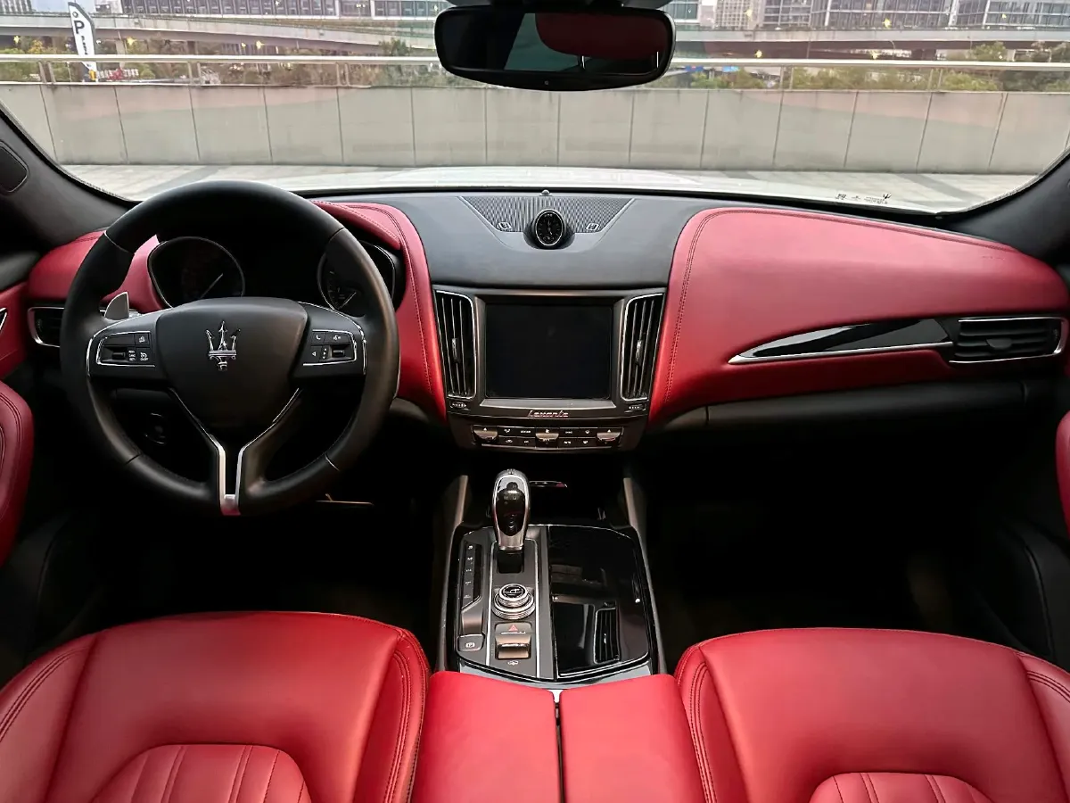 2018 Jaguar XJ 3.0T 340HP V6 8AT,autocango,china used car exporter,china ev exporter,chinese used car exporter,chinese used ev exporter