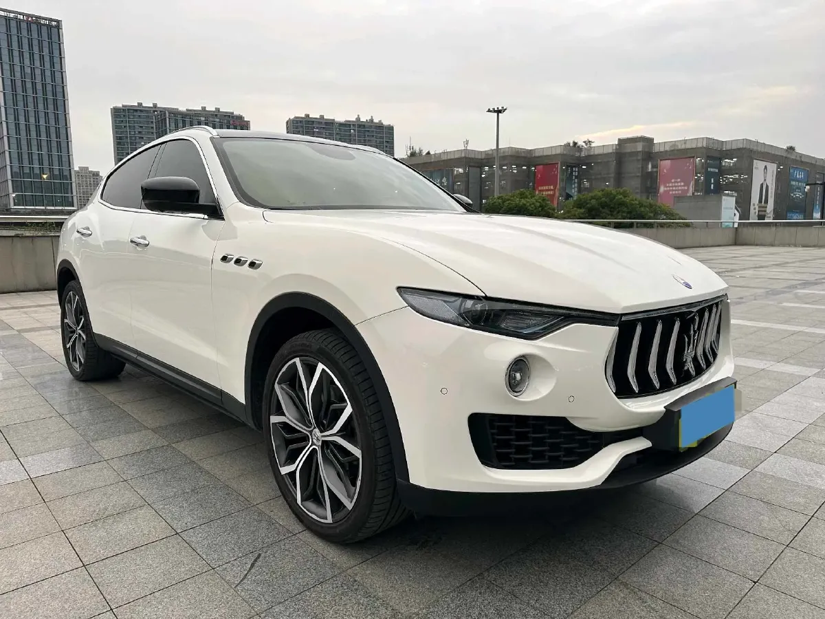 2018 Jaguar XJ 3.0T 340HP V6 8AT,autocango,china used car exporter,china ev exporter,chinese used car exporter,chinese used ev exporter