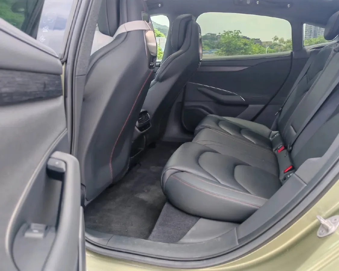 2024 MI SU7 BEV 73.6KWH,autocango,china used car exporter,china ev exporter,chinese used car exporter,chinese used ev exporter