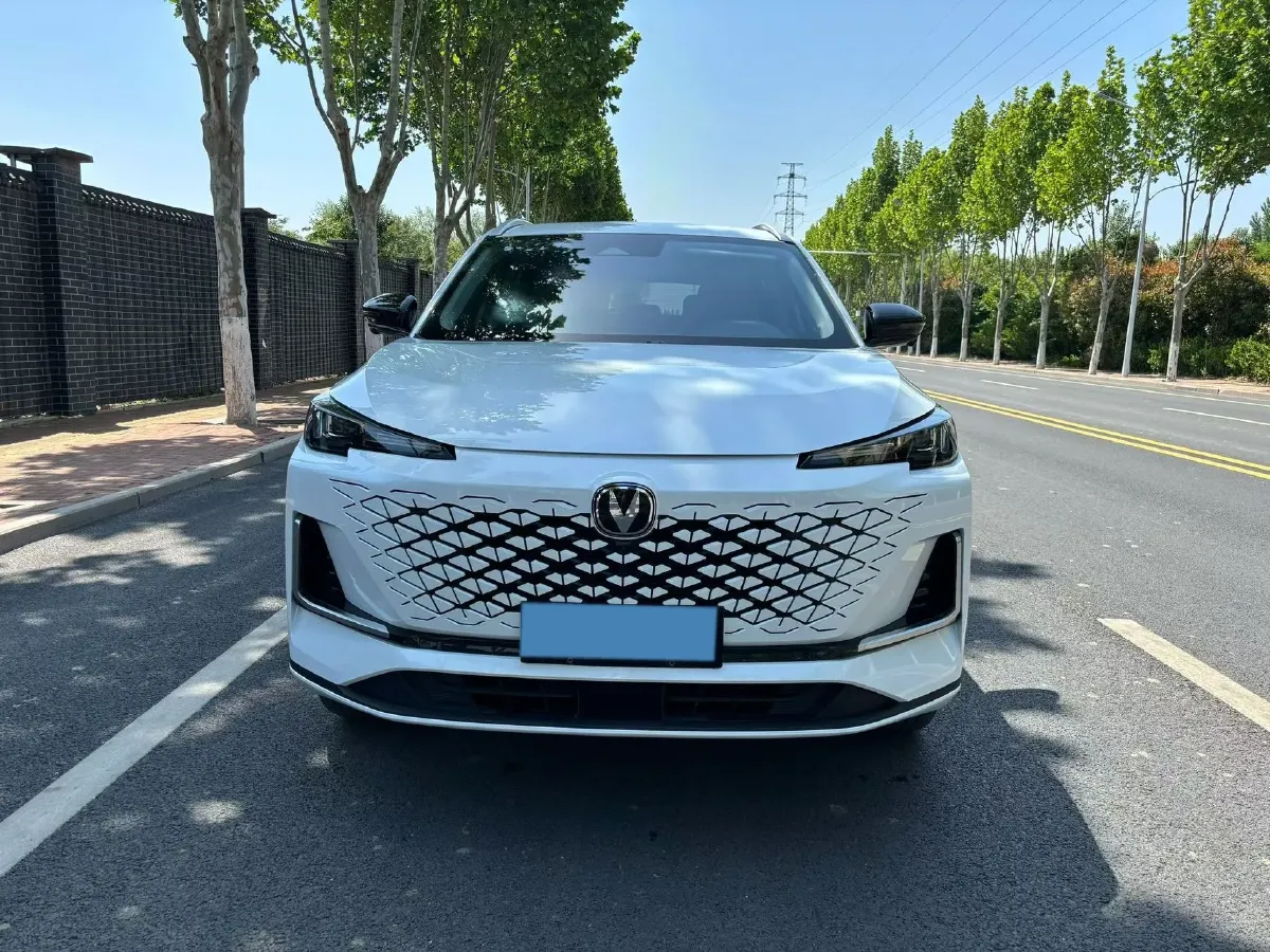 2024 ChangAn CS55 Plus 1.5T 188HP L4 7DCT,autocango,china used car exporter,china ev exporter,chinese used car exporter,chinese used ev exporter