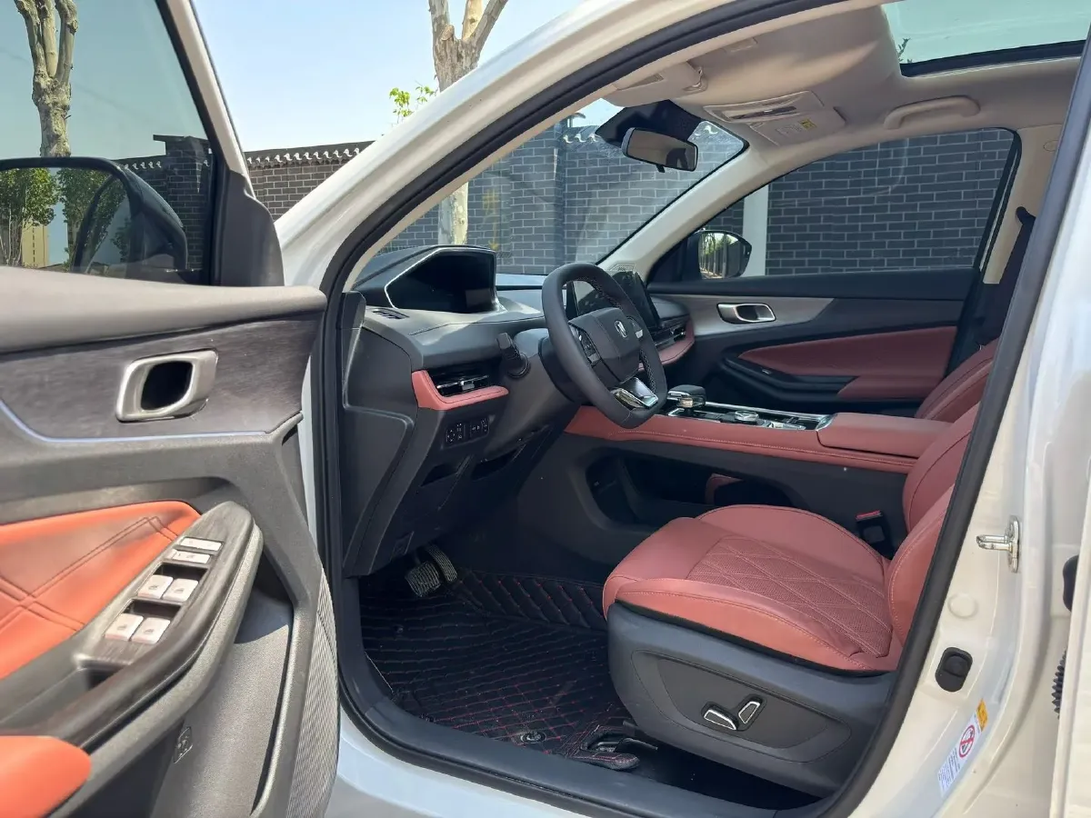 2024 ChangAn CS55 Plus 1.5T 188HP L4 7DCT,autocango,china used car exporter,china ev exporter,chinese used car exporter,chinese used ev exporter