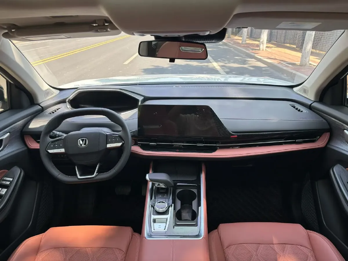 2024 ChangAn CS55 Plus 1.5T 188HP L4 7DCT,autocango,china used car exporter,china ev exporter,chinese used car exporter,chinese used ev exporter