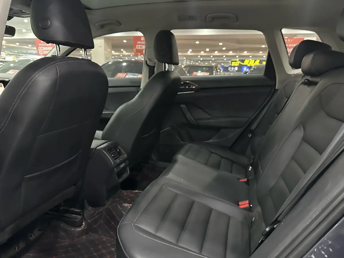 2019 Jeep Compass 1.3T 173HP L4 9AT,autocango,china used car exporter,china ev exporter,chinese used car exporter,chinese used ev exporter