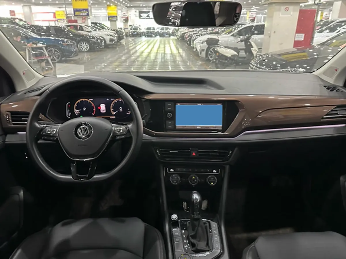 2019 Jeep Compass 1.3T 173HP L4 9AT,autocango,china used car exporter,china ev exporter,chinese used car exporter,chinese used ev exporter