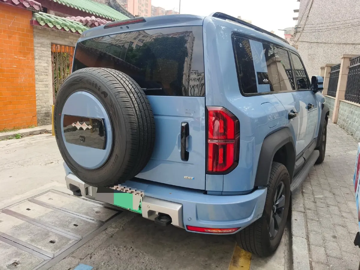2025 FangChengBao Bao 5 1.5T 194HP L4 E-CVT PHEV,autocango,china used car exporter,china ev exporter,chinese used car exporter,chinese used ev exporter
