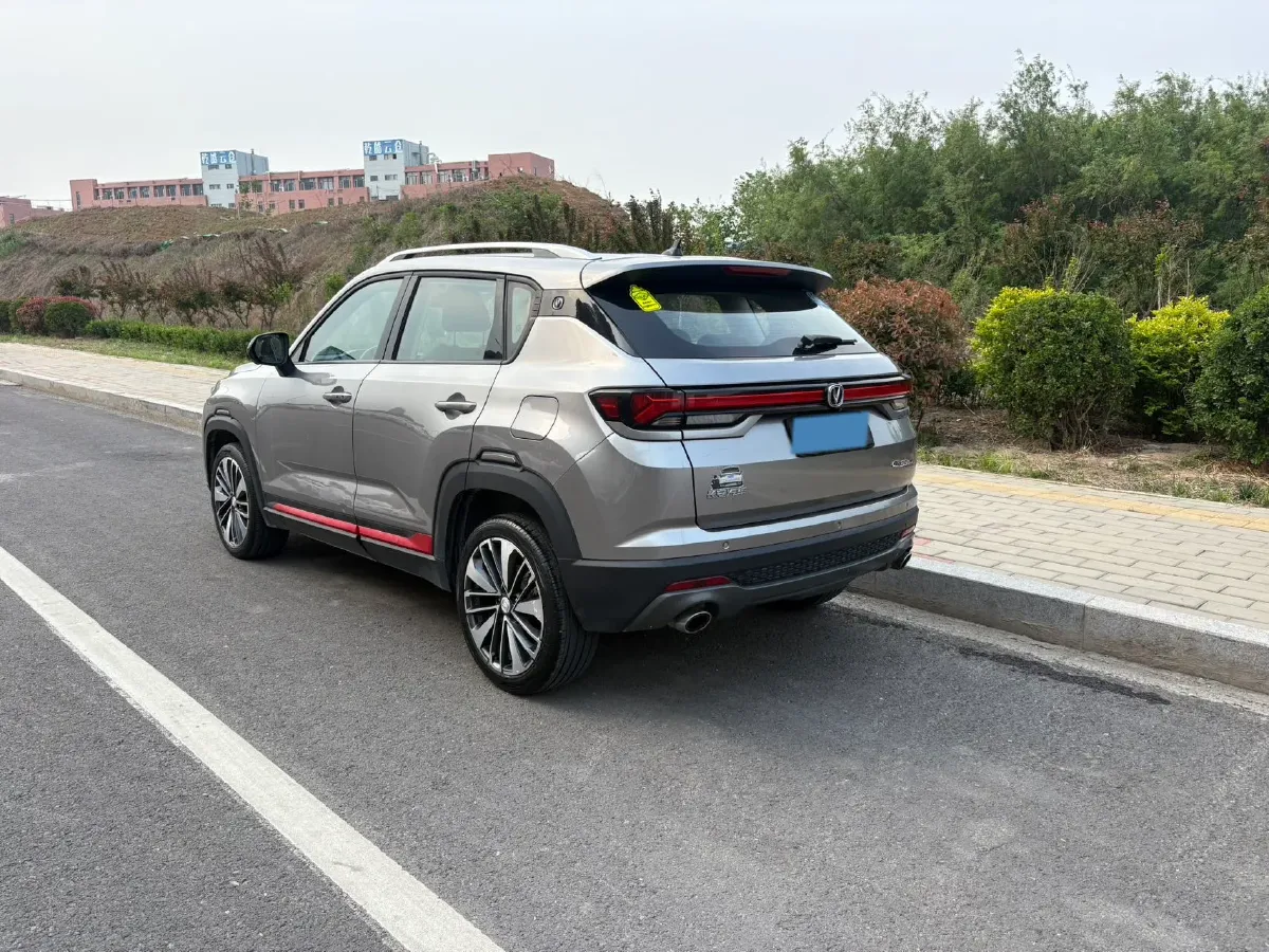 2021 ChangAn CS35 Plus 1.4T 160HP L4 7DCT,autocango,china used car exporter,china ev exporter,chinese used car exporter,chinese used ev exporter