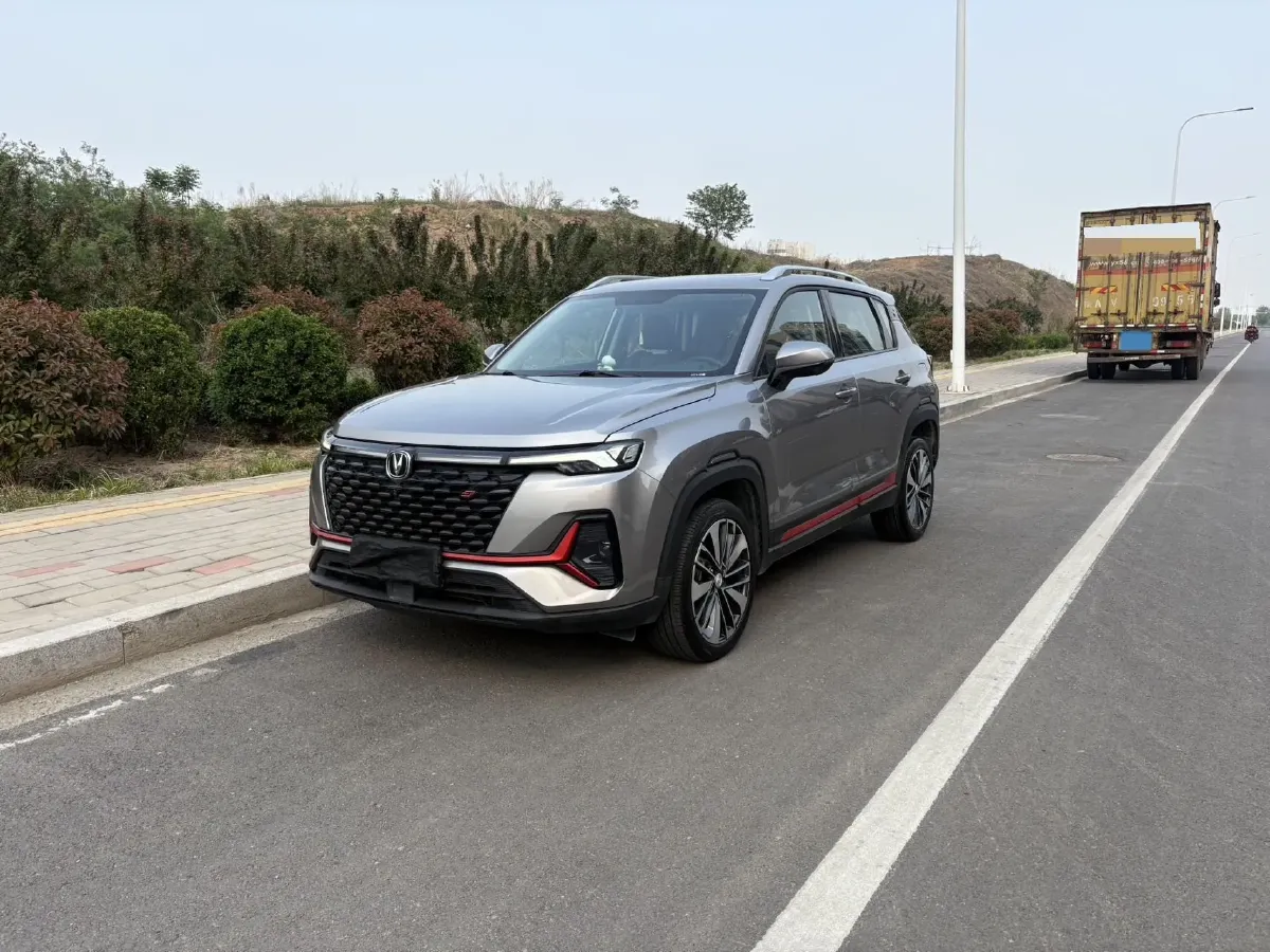 2021 ChangAn CS35 Plus 1.4T 160HP L4 7DCT,autocango,china used car exporter,china ev exporter,chinese used car exporter,chinese used ev exporter
