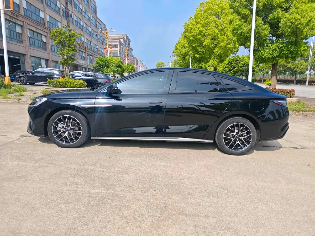 2024 BYD Seal 1.5L 110HP L4 E-CVT PHEV 17.6KWH,autocango,china used car exporter,china ev exporter,chinese used car exporter,chinese used ev exporter