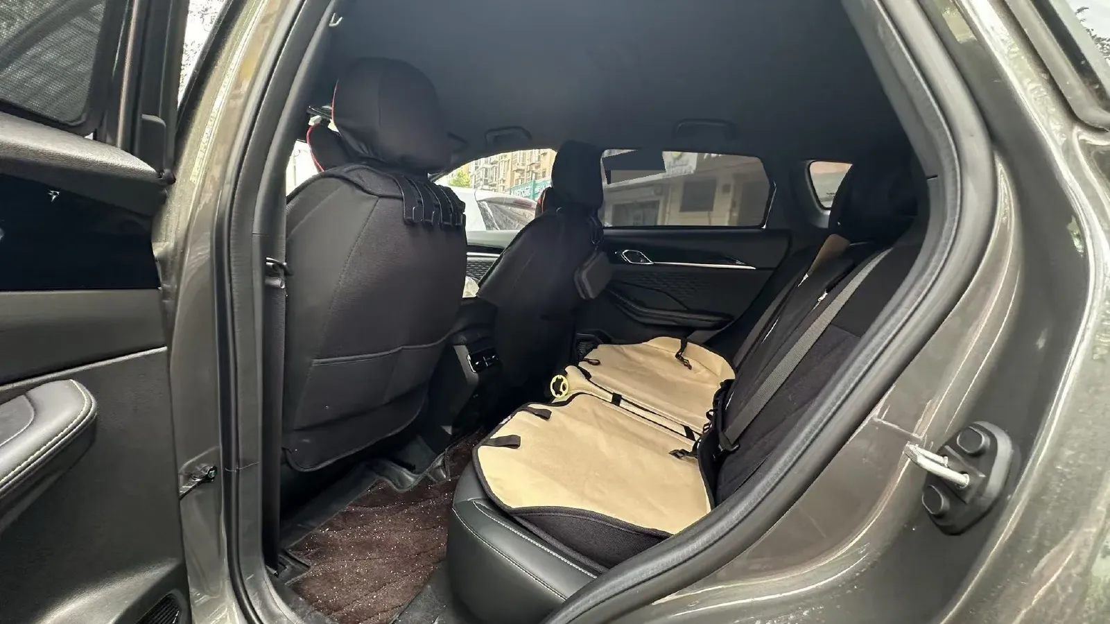 2025 Geely Coolray 1.5T 181HP L4 7DCT,autocango,china used car exporter,china ev exporter,chinese used car exporter,chinese used ev exporter