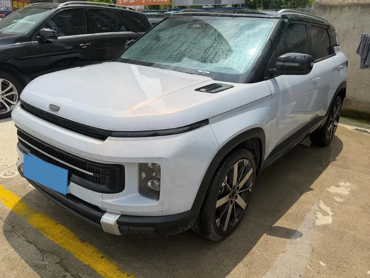 2023 Geely ICON 1.5T 181HP L4 7DCT,autocango,china used car exporter,china ev exporter,chinese used car exporter,chinese used ev exporter