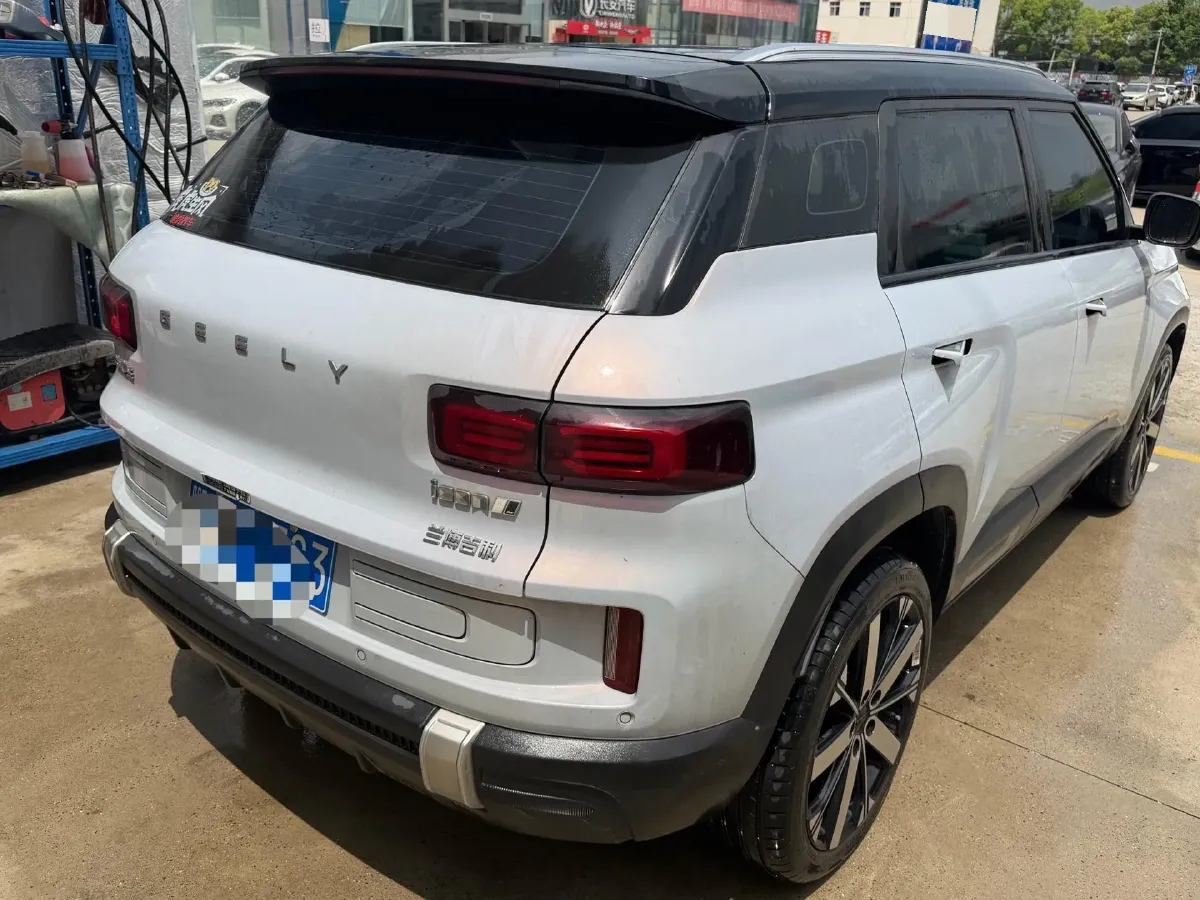 2023 Geely ICON 1.5T 181HP L4 7DCT,autocango,china used car exporter,china ev exporter,chinese used car exporter,chinese used ev exporter