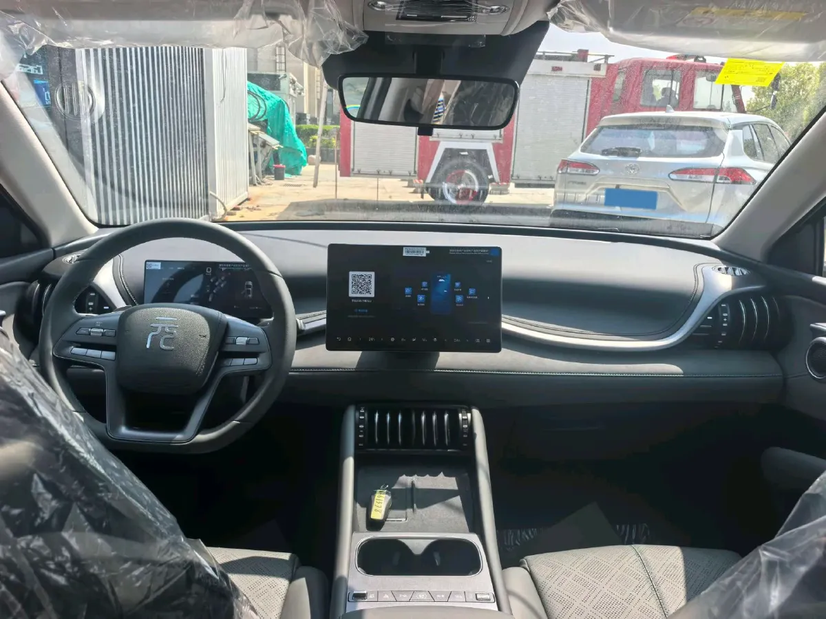 2025 BYD Yuan Plus BEV 49.92KWH,autocango,china used car exporter,china ev exporter,chinese used car exporter,chinese used ev exporter