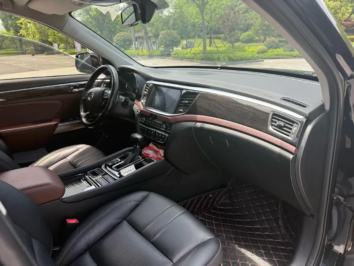 2017 GAC Trumpchi GS8 2.0T 201HP L4 6AT,autocango,china used car exporter,china ev exporter,chinese used car exporter,chinese used ev exporter