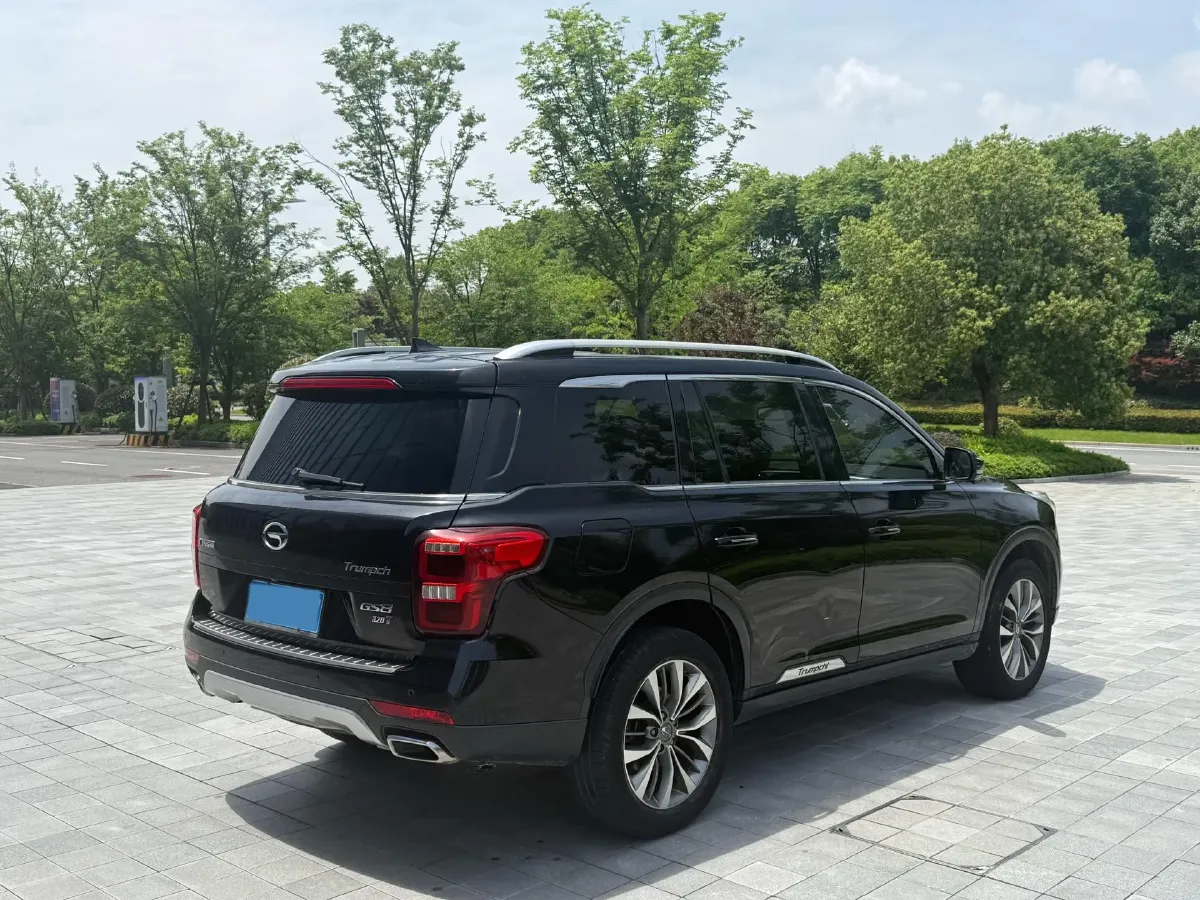 2017 GAC Trumpchi GS8 2.0T 201HP L4 6AT,autocango,china used car exporter,china ev exporter,chinese used car exporter,chinese used ev exporter