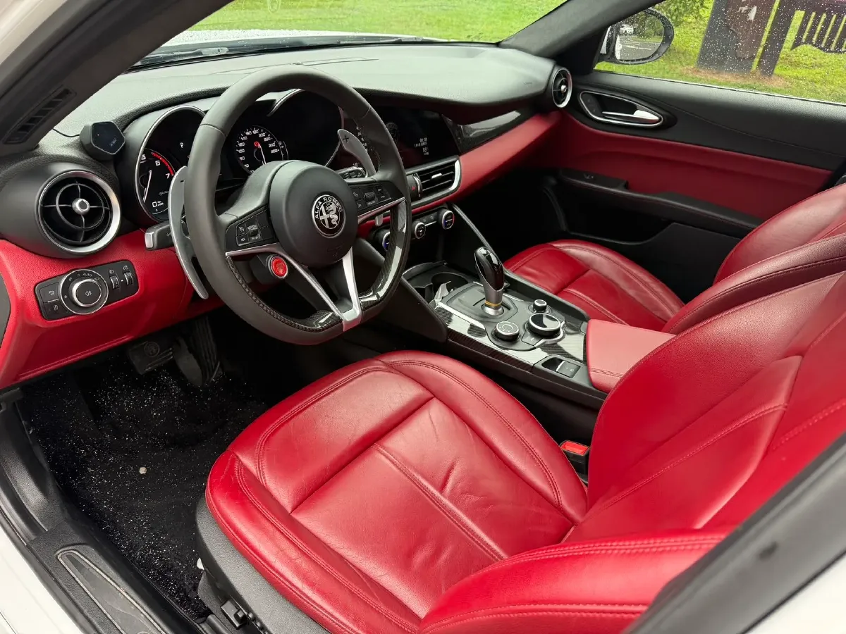 2017 Toyota Highlander 2.0T 220HP L4 6AT,autocango,china used car exporter,china ev exporter,chinese used car exporter,chinese used ev exporter