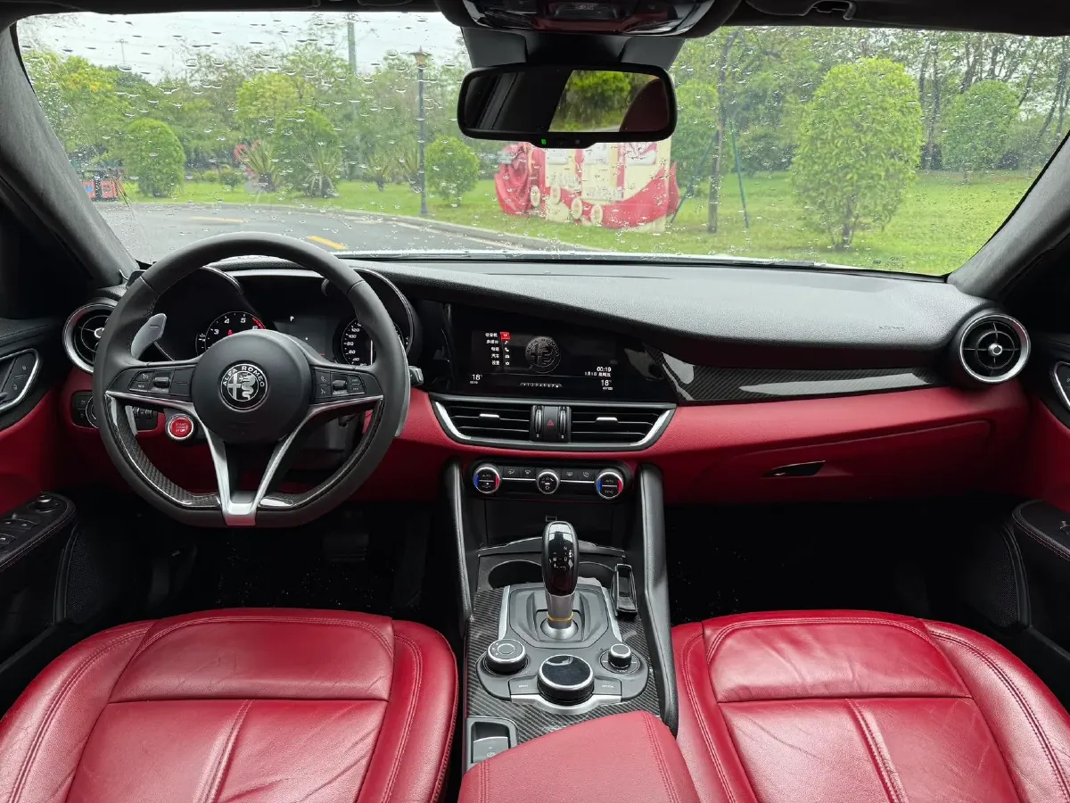 2017 Toyota Highlander 2.0T 220HP L4 6AT,autocango,china used car exporter,china ev exporter,chinese used car exporter,chinese used ev exporter