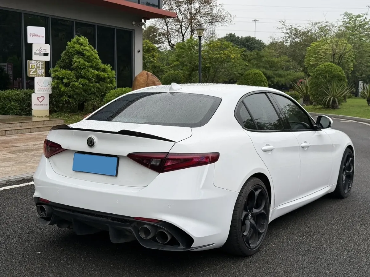 2017 Toyota Highlander 2.0T 220HP L4 6AT,autocango,china used car exporter,china ev exporter,chinese used car exporter,chinese used ev exporter