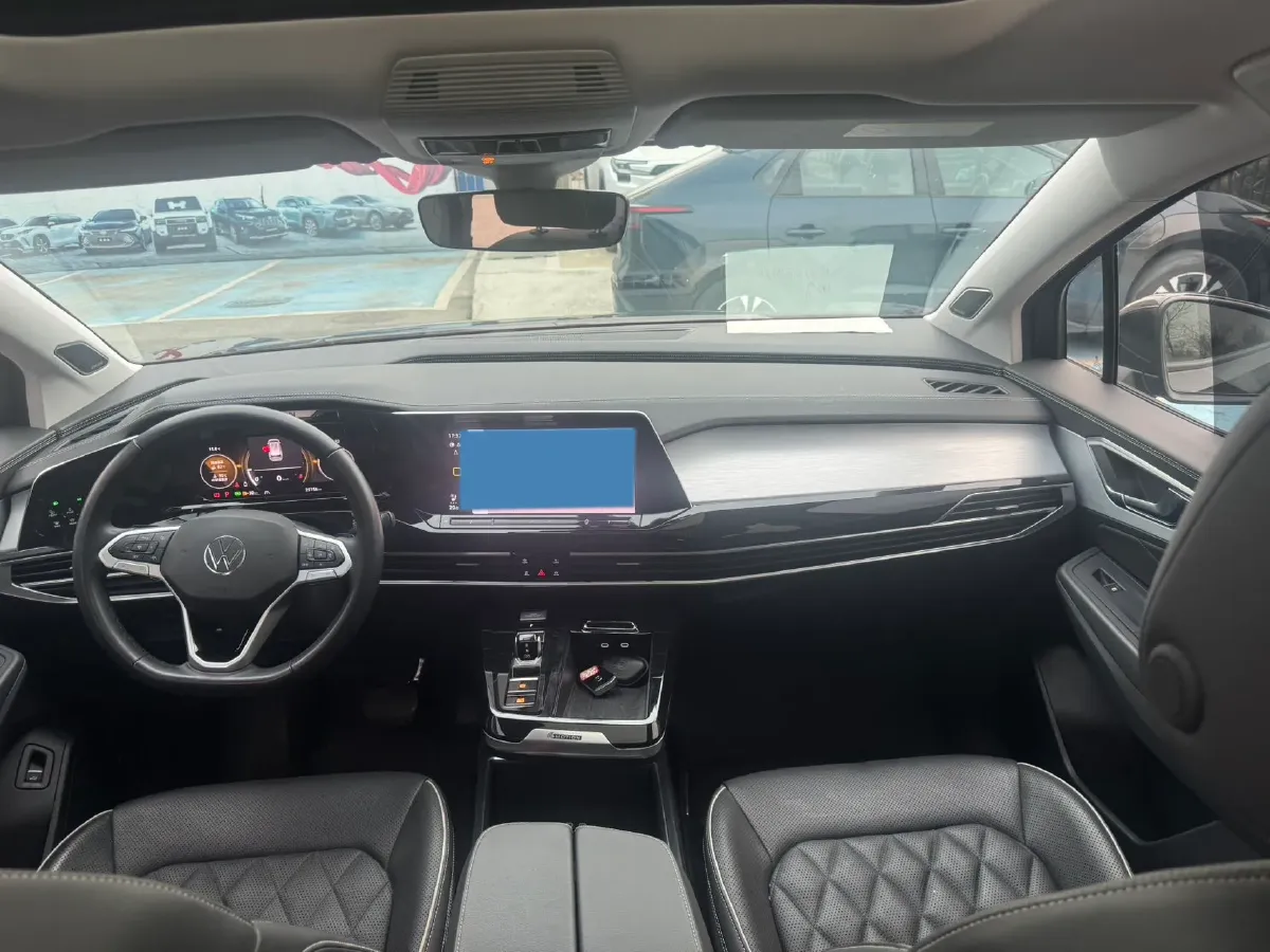 2024 Volkswagen Talagon 2.5T 299HP V6 7DCT,autocango,china used car exporter,china ev exporter,chinese used car exporter,chinese used ev exporter