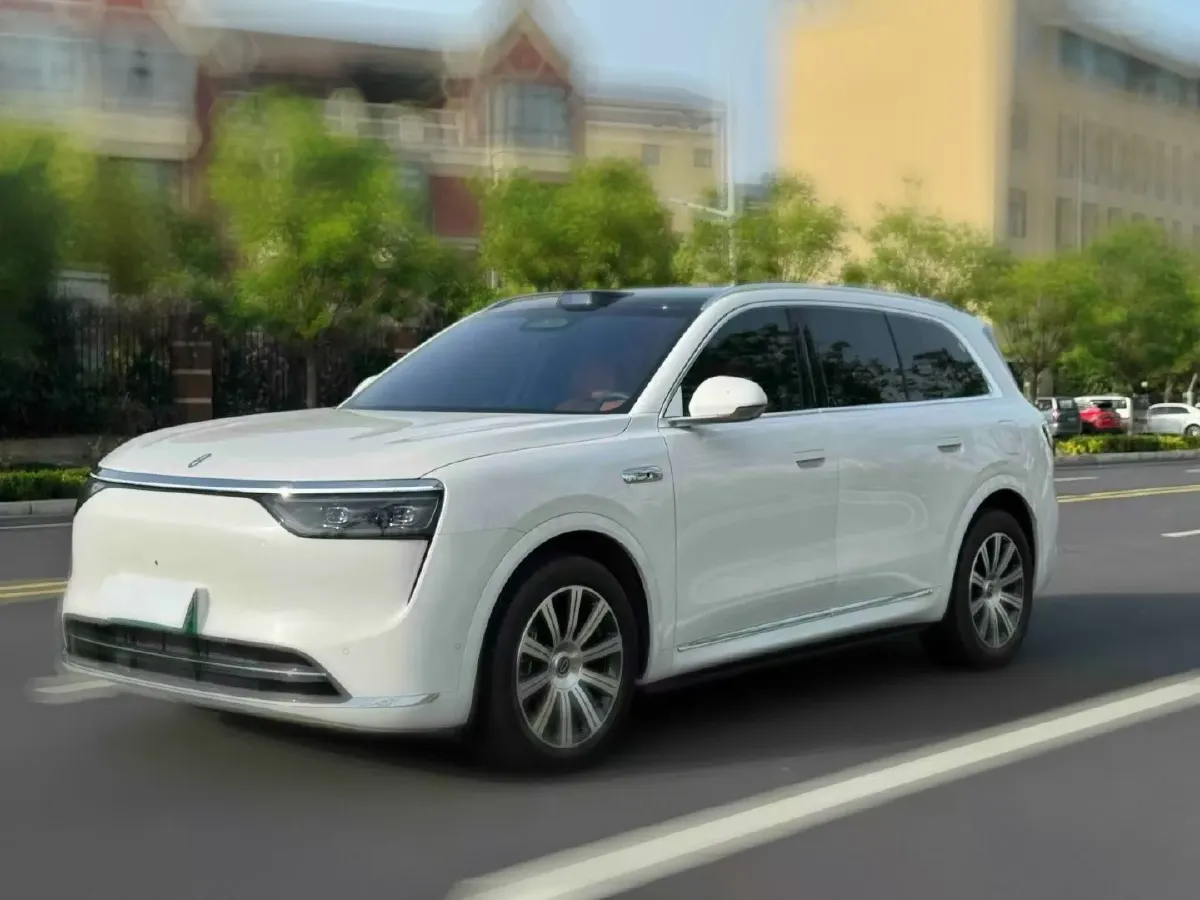 2025 AITO AITO M8 REEV 160HP REEV 53.4KWH,autocango,china used car exporter,china ev exporter,chinese used car exporter,chinese used ev exporter